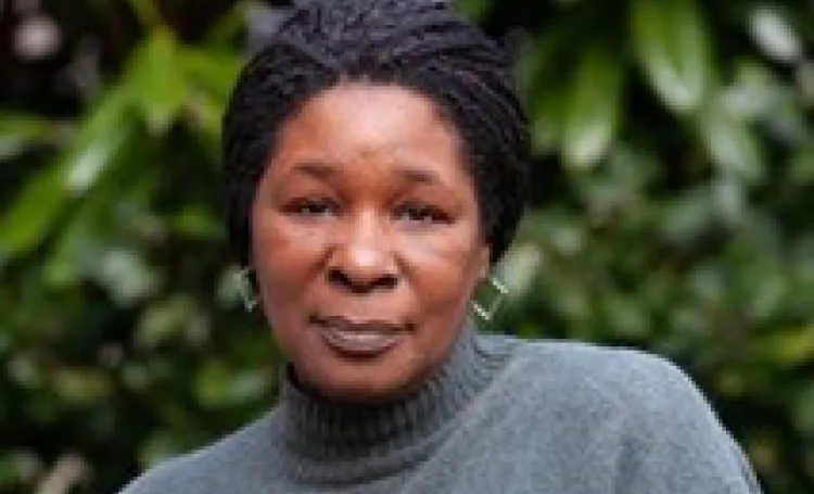 Dr Stella Louis