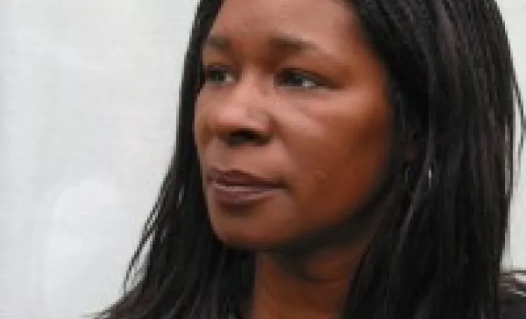 Stella Louis